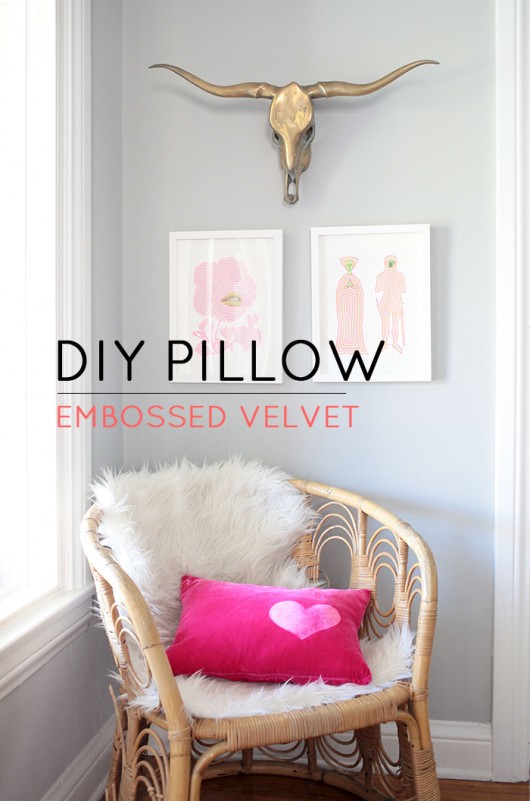 Emily Henderson: DIY-Embossed-Pillow