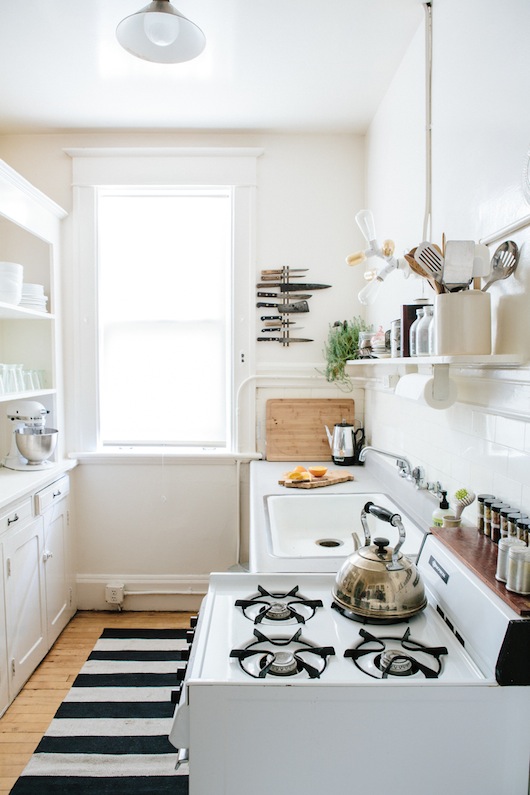 Kitchen. Home of Kate Davison + Jesse Hayes via This is Brick + Mortar. Photo by Colin Price.